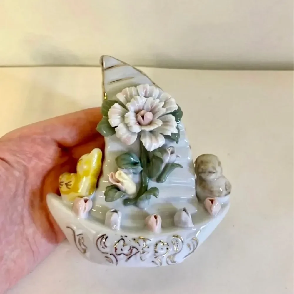 N/A vintage ceramic